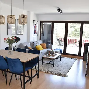https://acogedor-apartamento-junto-a-la-plaza-de-pradollano.es-andalucia.com