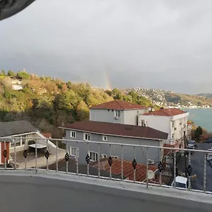 Tarabya Family Boshphorus شقة